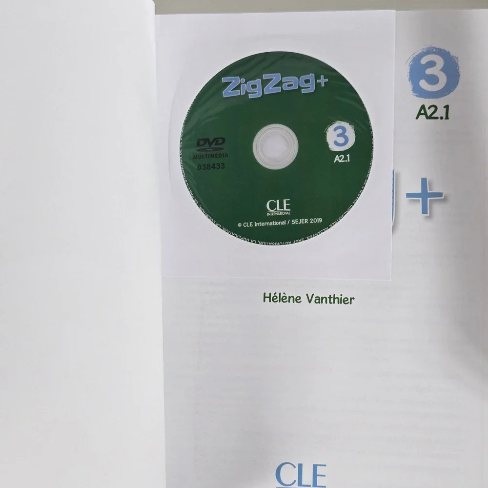 Zig Zag Plus 3 A21‎ French Language Learning Book with CD ROM